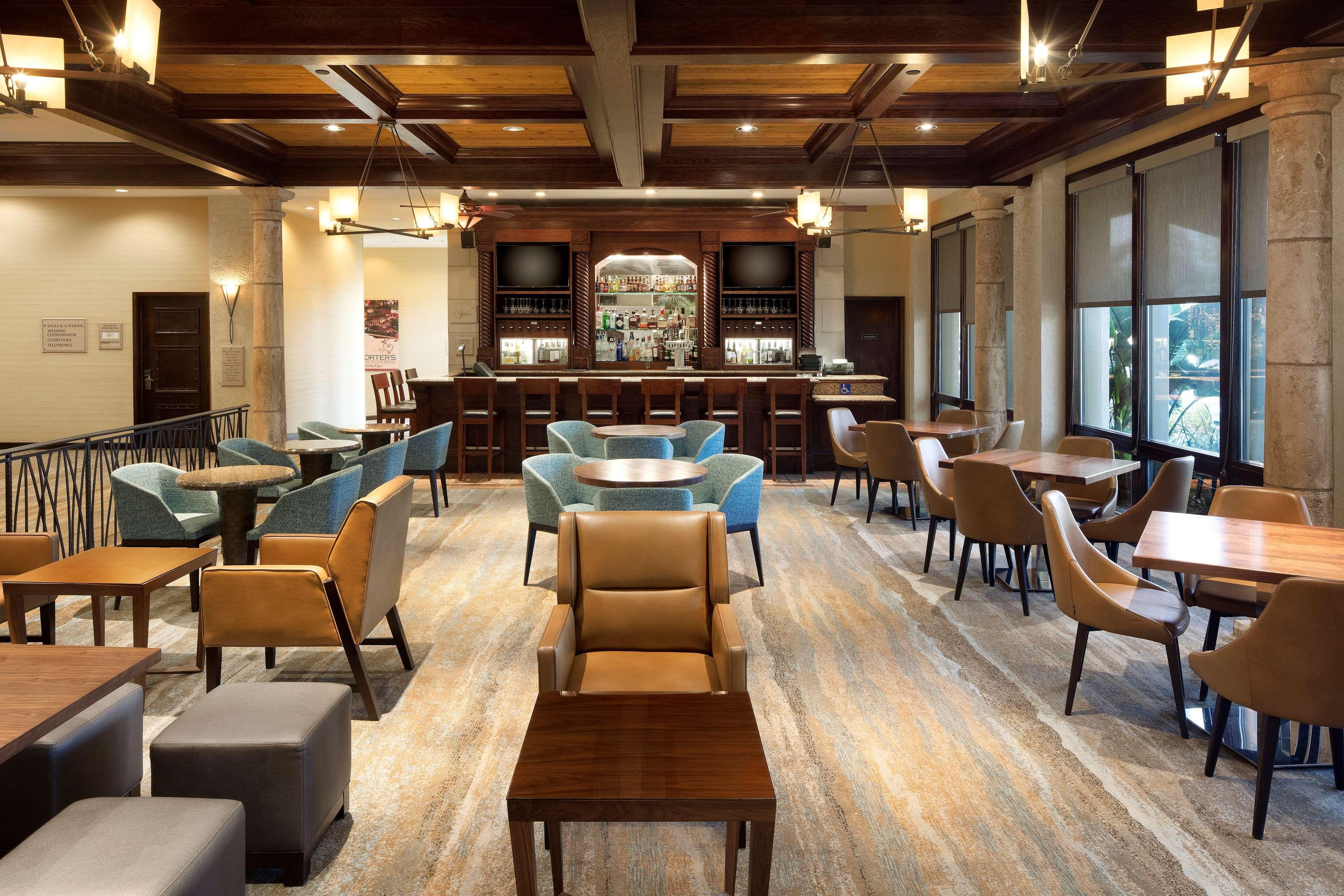 Doubletree By Hilton Ontario Airport Hotell Exteriör bild