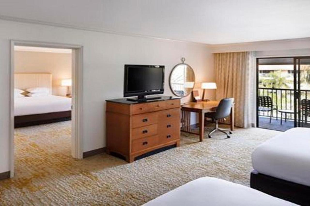 Doubletree By Hilton Ontario Airport Hotell Exteriör bild