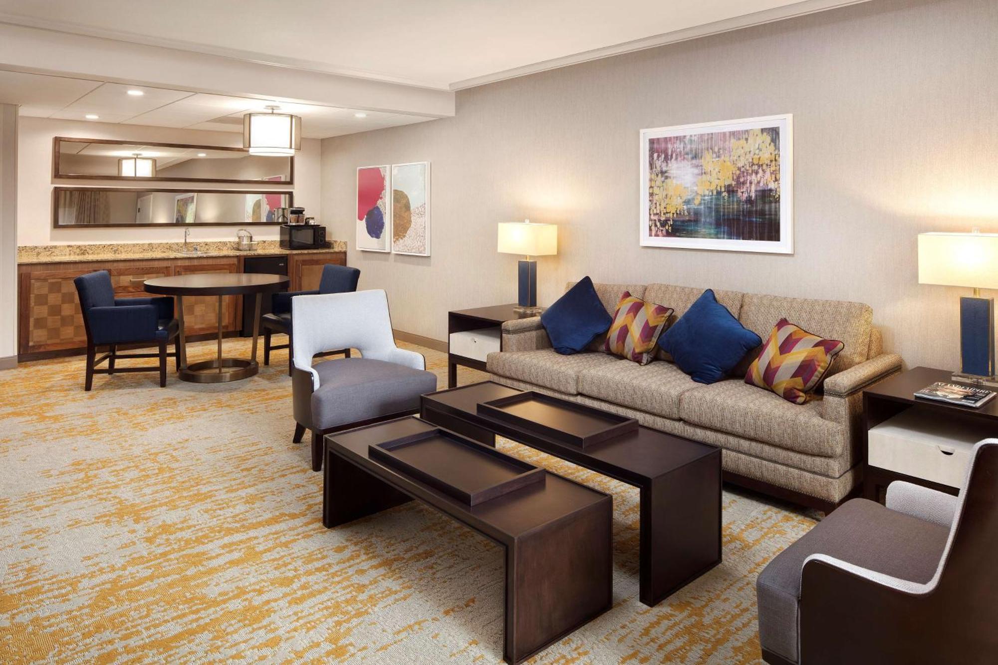Doubletree By Hilton Ontario Airport Hotell Exteriör bild