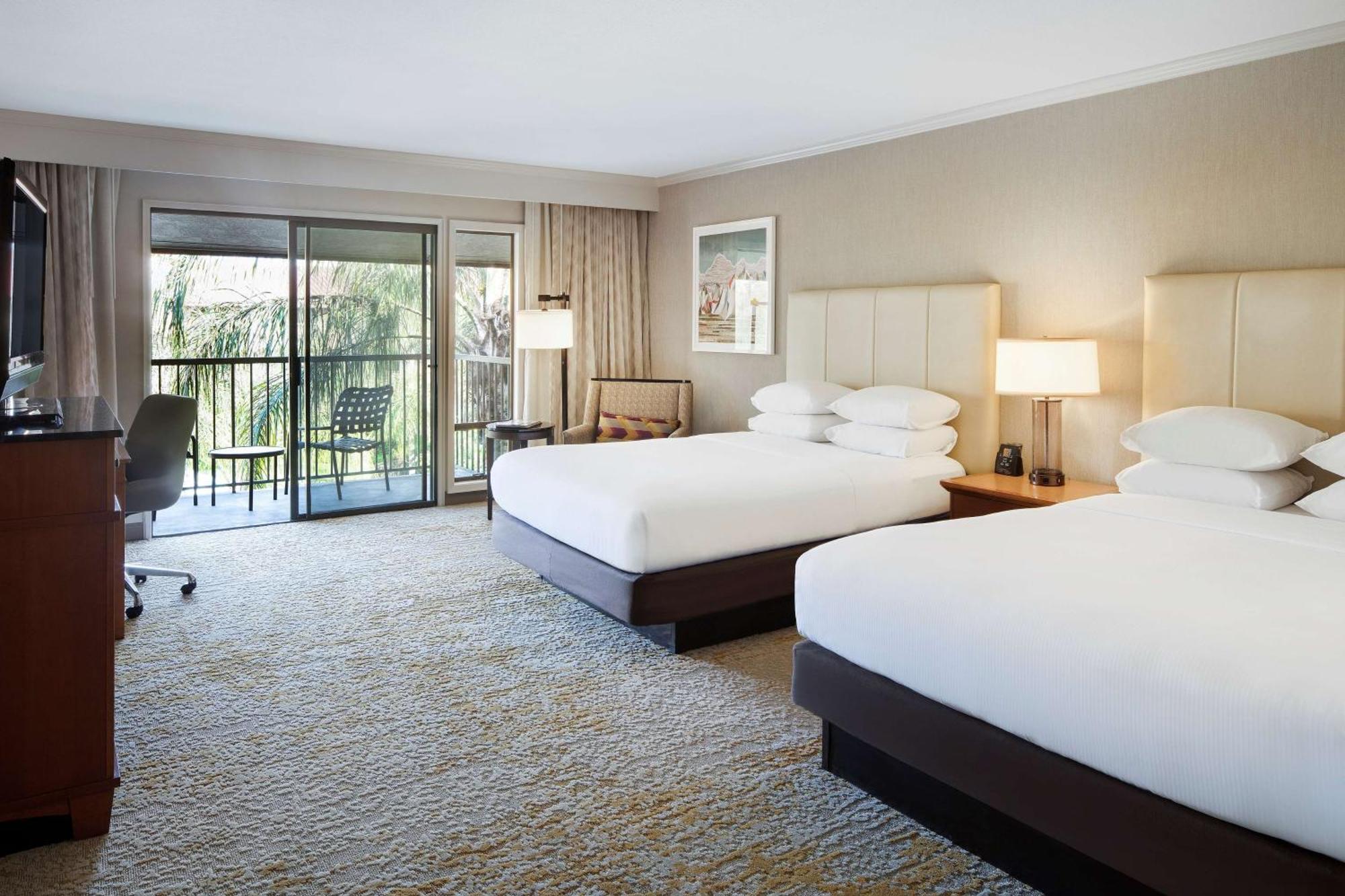 Doubletree By Hilton Ontario Airport Hotell Exteriör bild