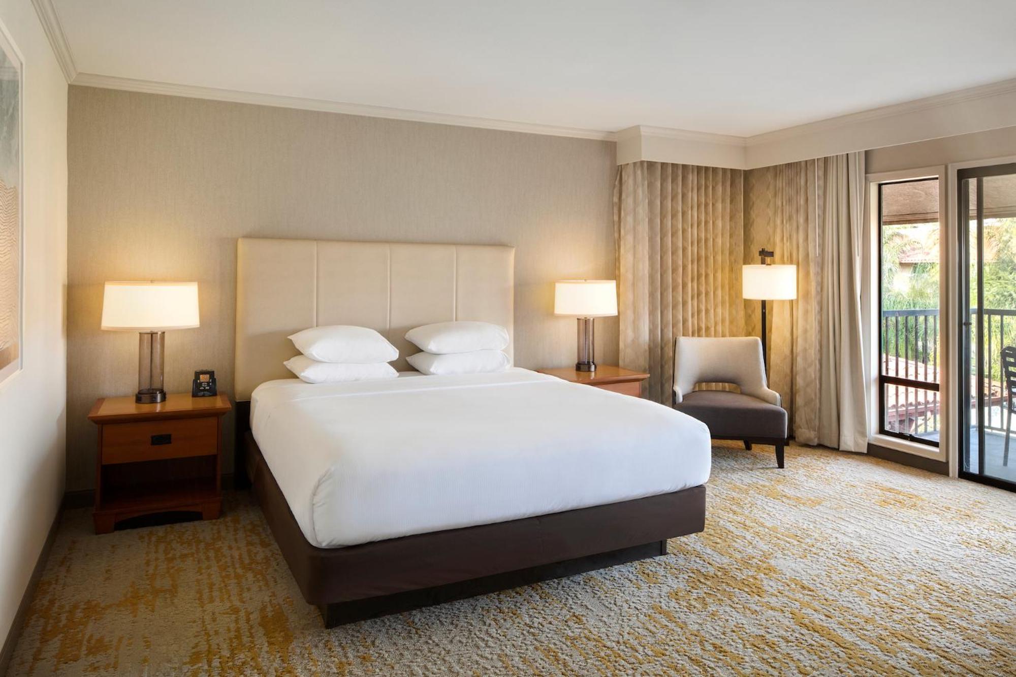 Doubletree By Hilton Ontario Airport Hotell Exteriör bild